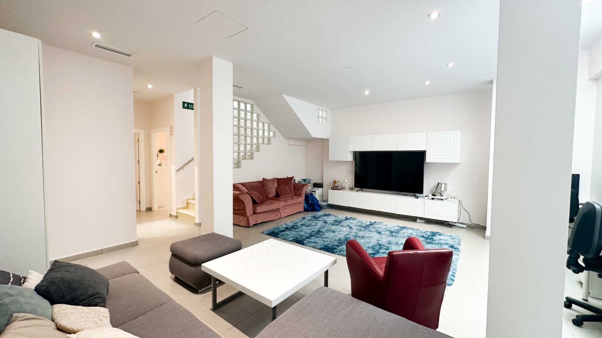 For sale - 5 Bedroom 3 Bathroom Villa in Torrevieja - Costa Blanca  - Alicante