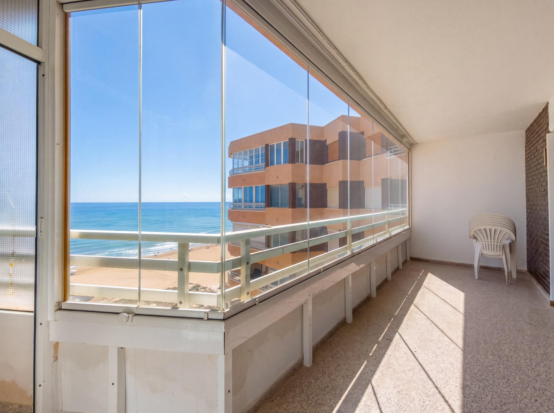 For sale - 3 Bedroom 1 Bathroom Apartment in Torrevieja - La Mata Pueblo  - Alicante