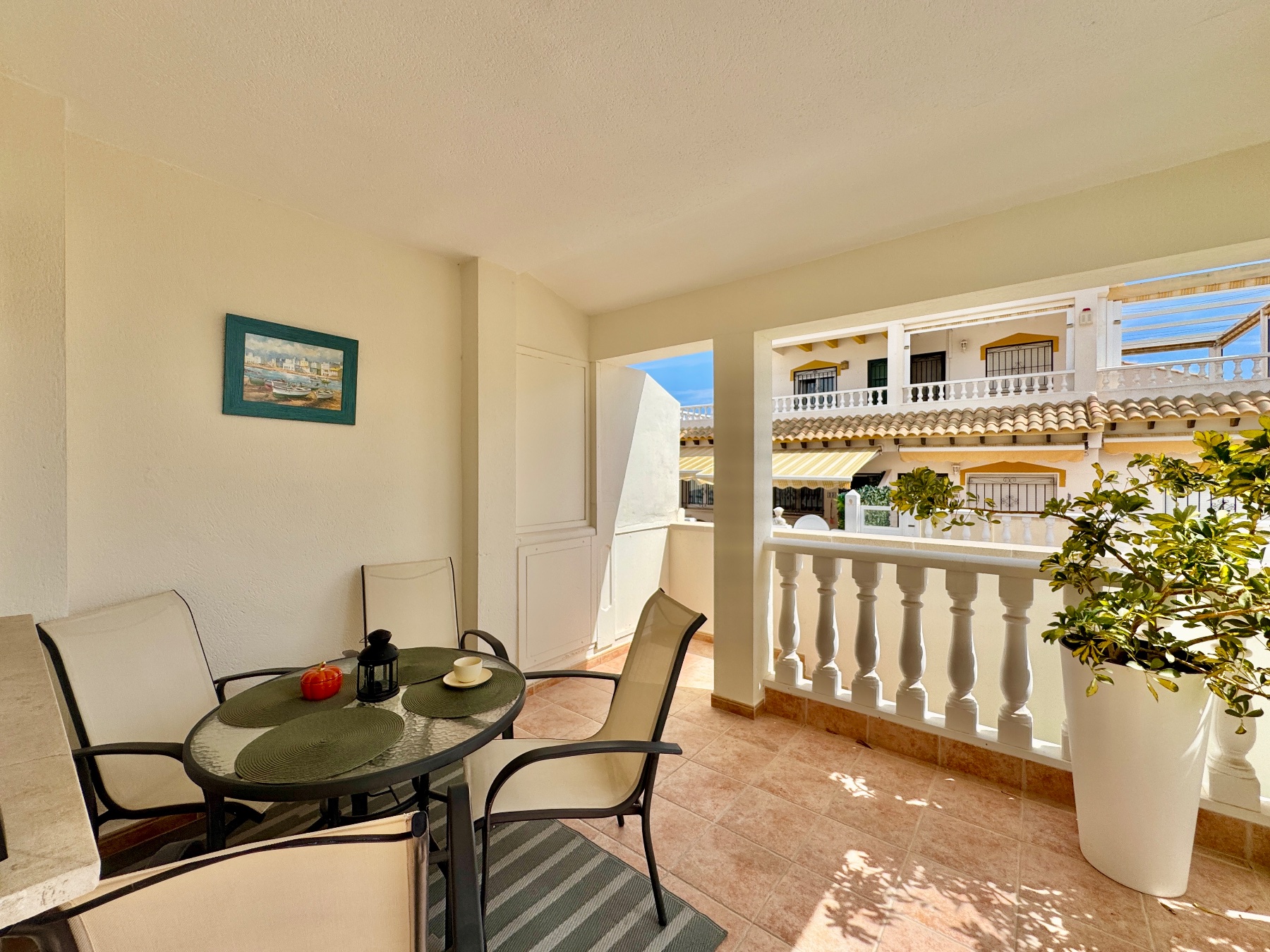 For sale - 3 Bedroom 2 Bathroom Town House in Orihuela Costa - Costa Blanca  - Alicante