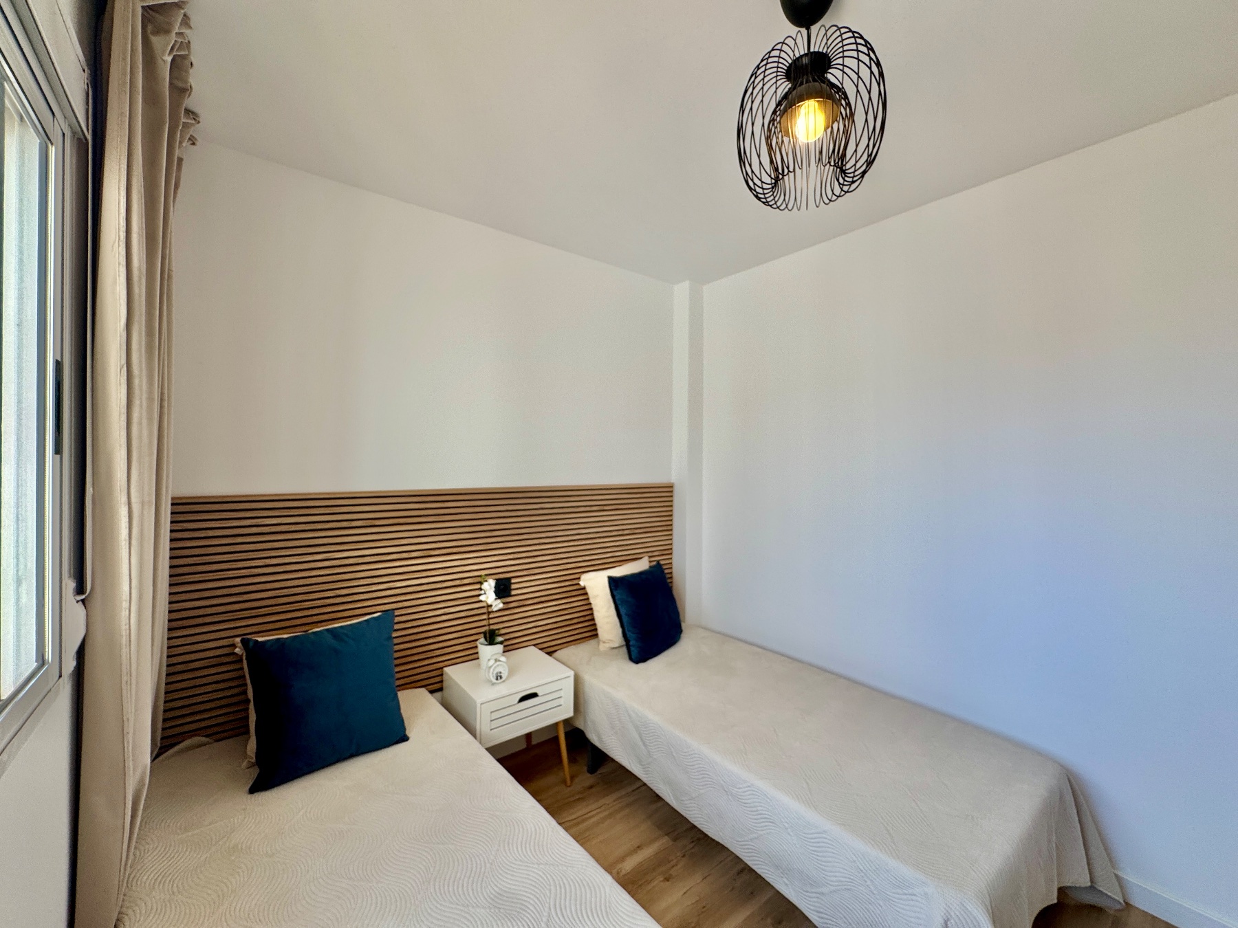 For sale - 3 Bedroom 2 Bathroom Town House in Orihuela Costa - Costa Blanca  - Alicante