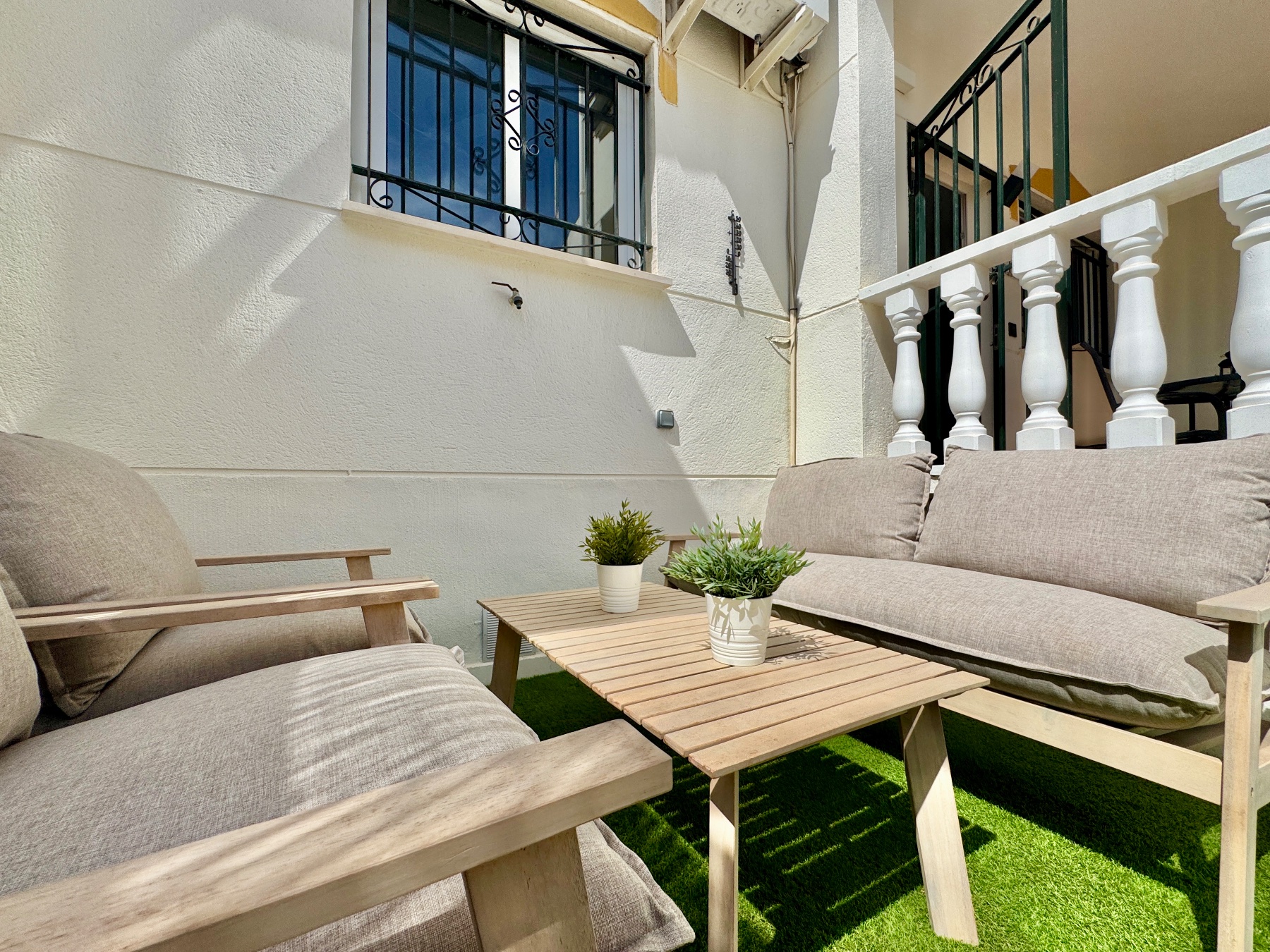 For sale - 3 Bedroom 2 Bathroom Town House in Orihuela Costa - Costa Blanca  - Alicante