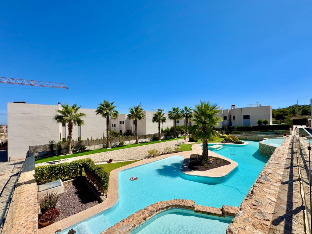 2 Bedroom 2 Bathroom Apartment in Villamartin