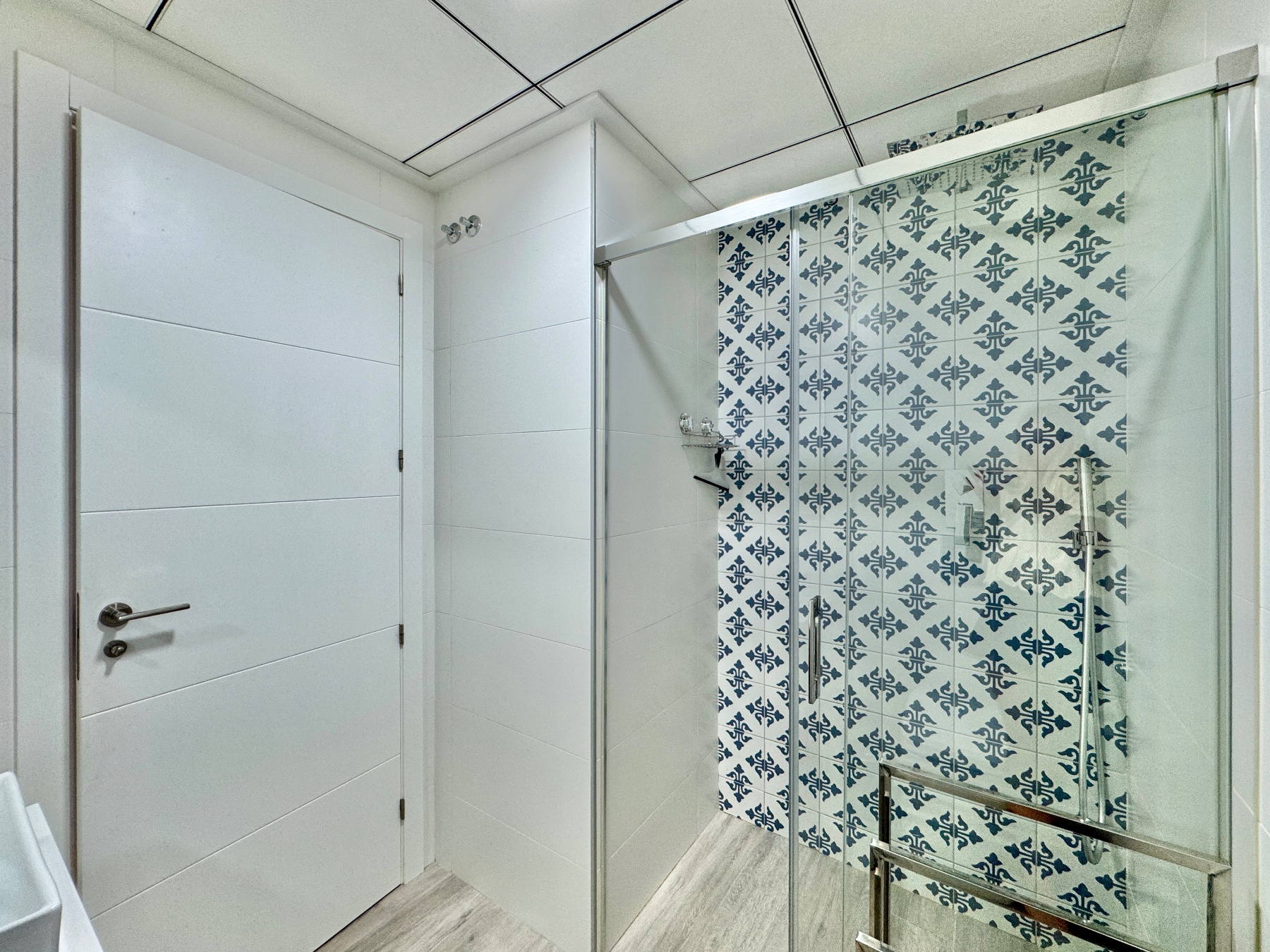 For sale - 2 Bedroom 2 Bathroom Apartment in Villamartin - Costa Blanca  - Alicante