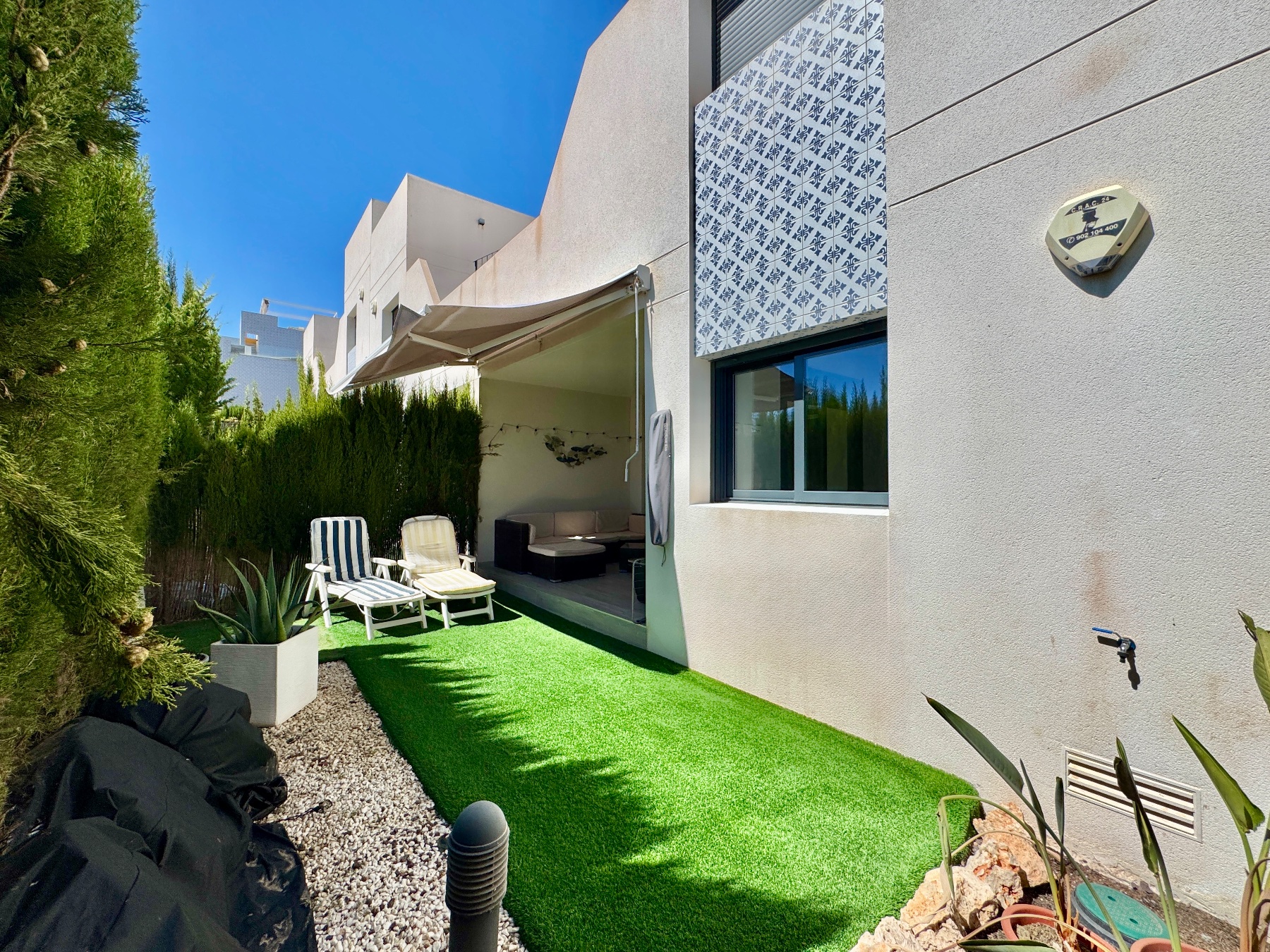For sale - 2 Bedroom 2 Bathroom Apartment in Villamartin - Costa Blanca  - Alicante