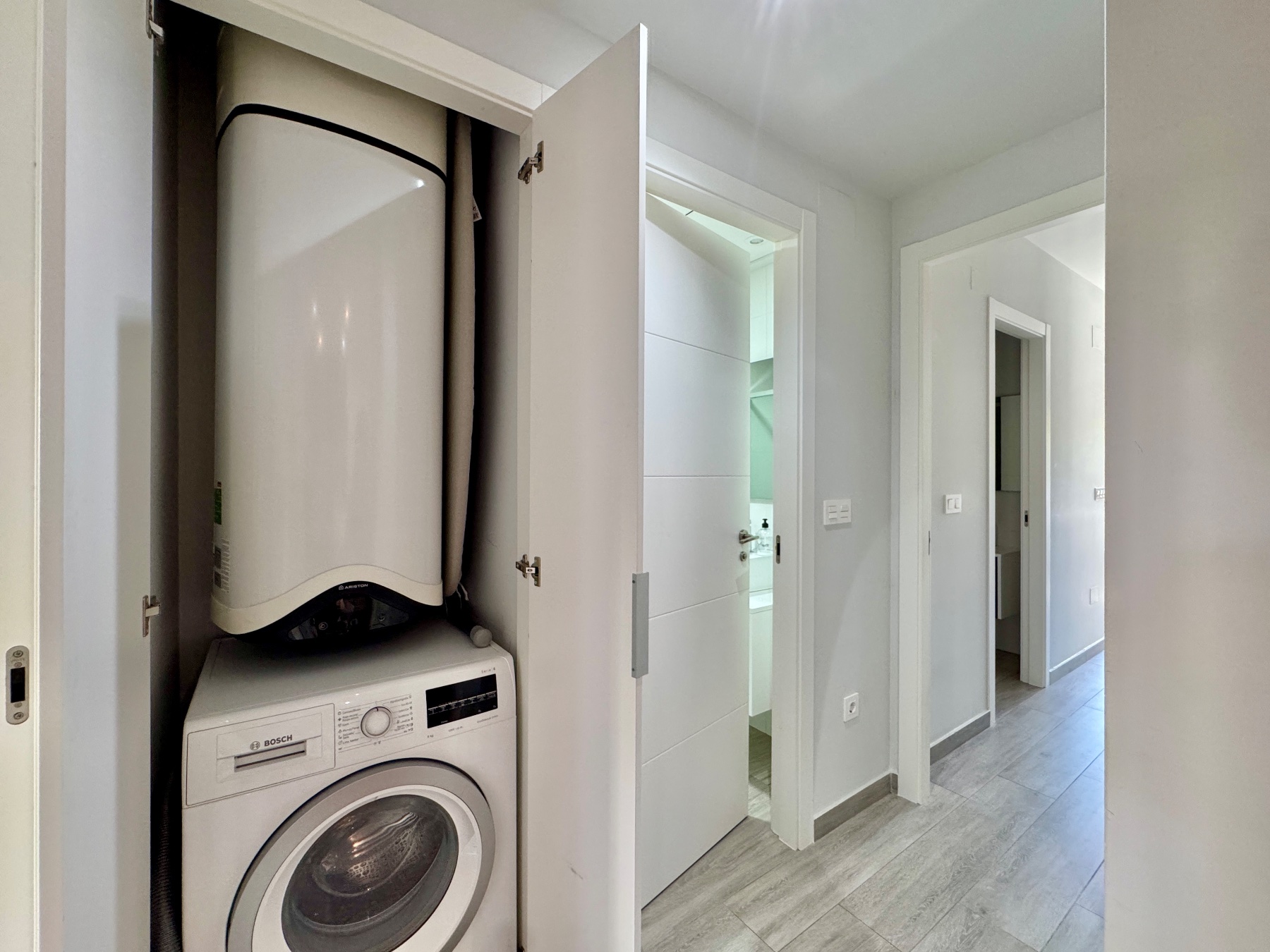 For sale - 2 Bedroom 2 Bathroom Apartment in Villamartin - Costa Blanca  - Alicante