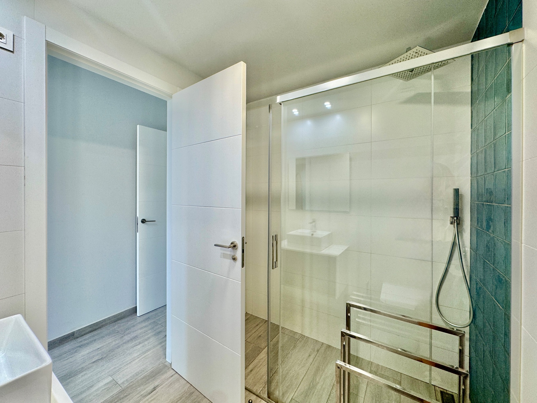 For sale - 2 Bedroom 2 Bathroom Apartment in Villamartin - Costa Blanca  - Alicante