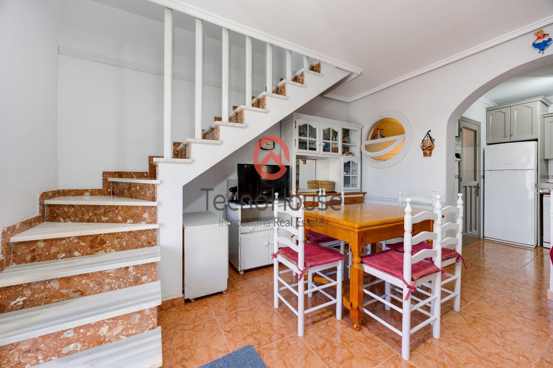 For sale - 3 Bedroom 3 Bathroom Semi Detached in Orihuela Costa - Playa Flamenca  - Alicante