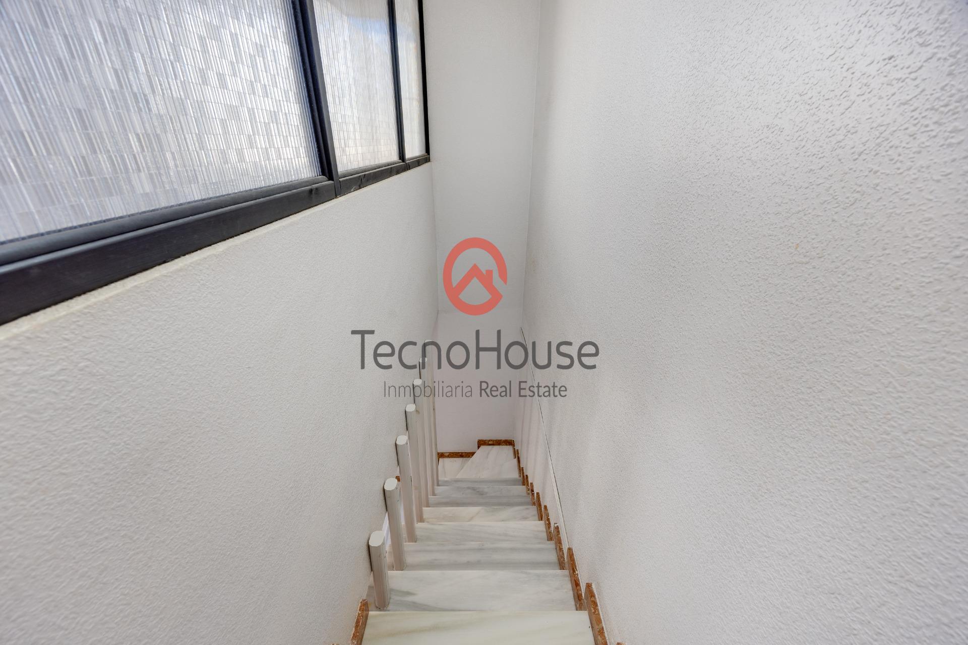 For sale - 3 Bedroom 3 Bathroom Semi Detached in Orihuela Costa - Playa Flamenca  - Alicante