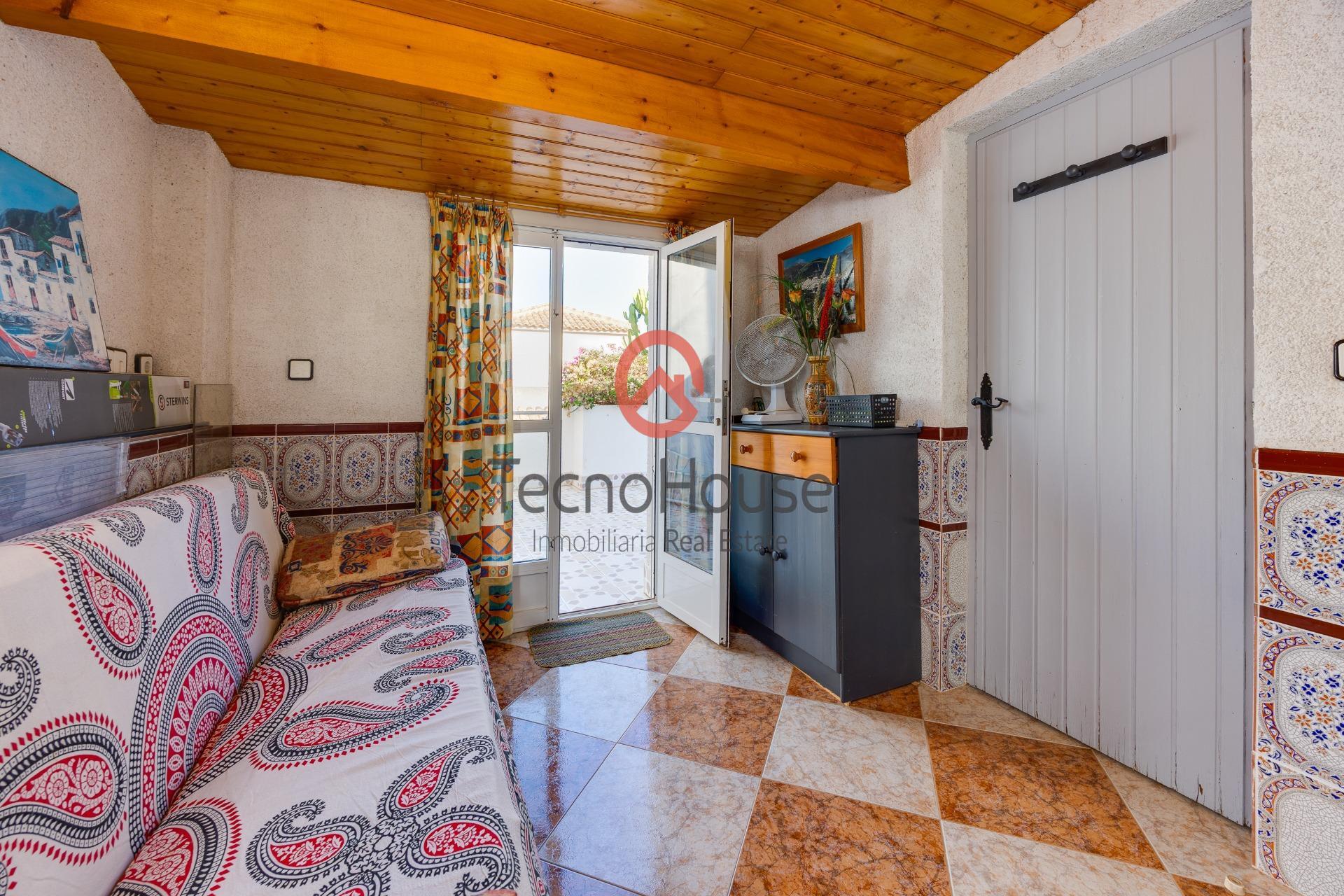 For sale - 3 Bedroom 3 Bathroom Semi Detached in Orihuela Costa - Playa Flamenca  - Alicante