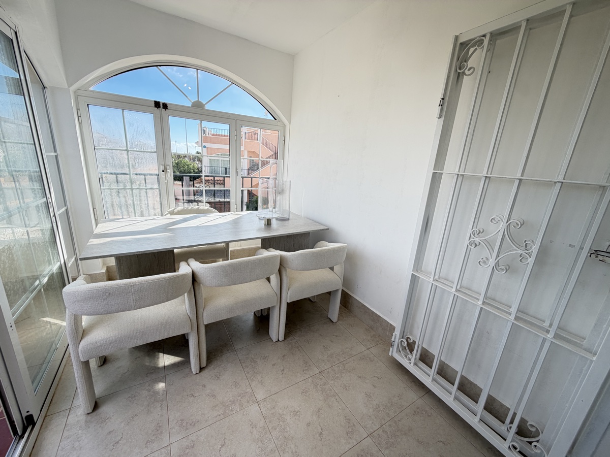 For sale - 2 Bedroom 1 Bathroom Top Floor Apartment in Lomas De Cabo Roig - , Lomas De Cabo Roig, Alicante, Spain - Alicante