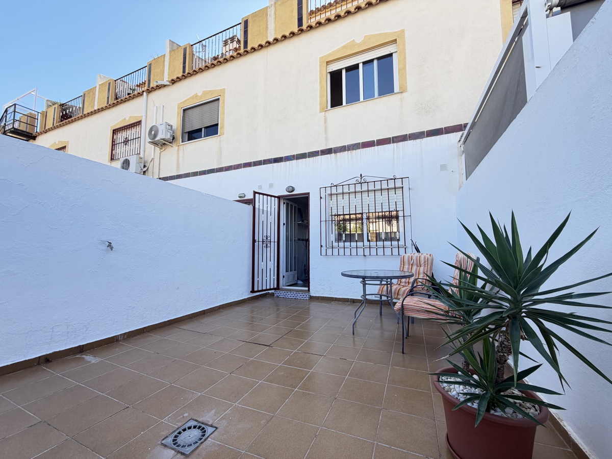 For sale - 3 Bedroom 2 Bathroom Townhouse in La Zenia - , La Zenia, Alicante, Spain - Alicante