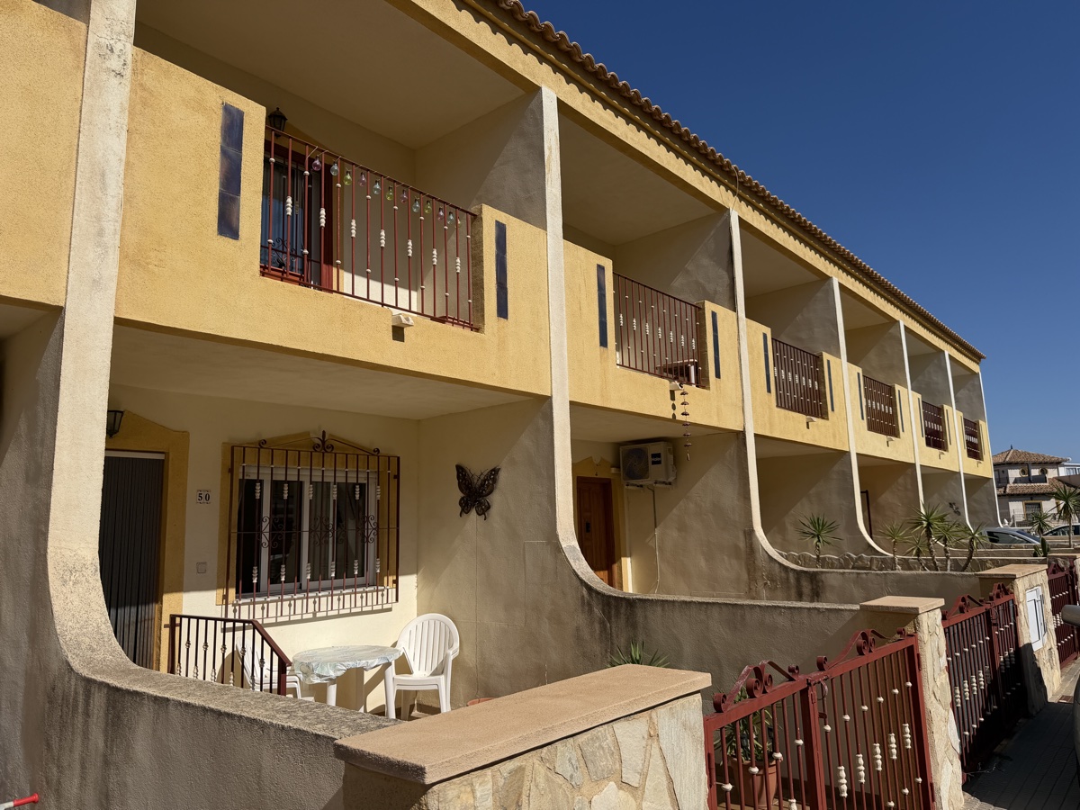 For sale - 3 Bedroom 2 Bathroom Townhouse in La Zenia - , La Zenia, Alicante, Spain - Alicante