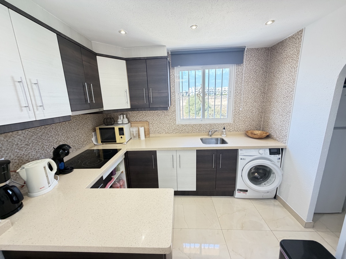 For sale - 3 Bedroom 1 Bathroom Apartment in Cabo Roig - , Cabo Roig, Alicante, Spain - Alicante