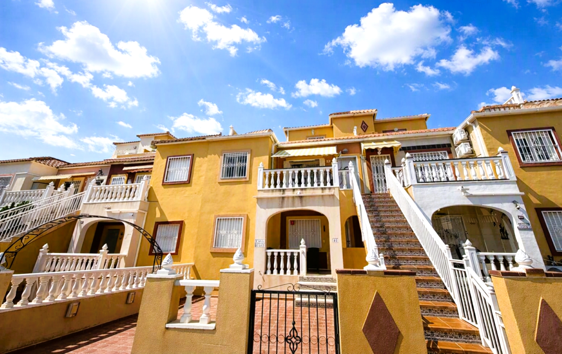 For sale - 3 Bedroom 1 Bathroom Apartment in Cabo Roig - , Cabo Roig, Alicante, Spain - Alicante
