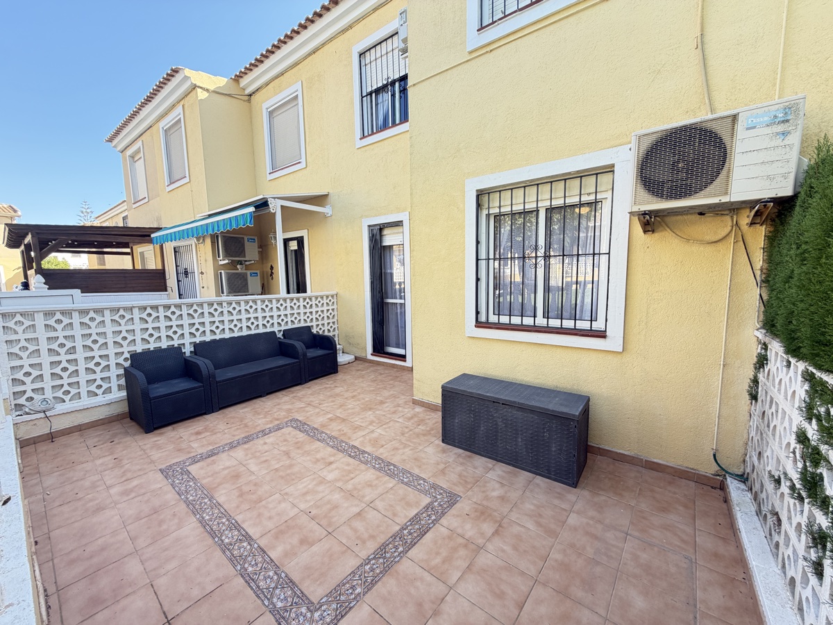 For sale - 2 Bedroom 1 Bathroom Ground floor Apartment in Villamartin - , Villamartin, Alicante, Spain - Alicante