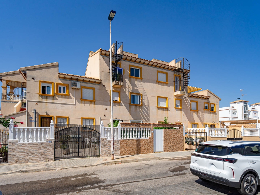 2 Bedroom 1 Bathroom Apartament in Punta Prima