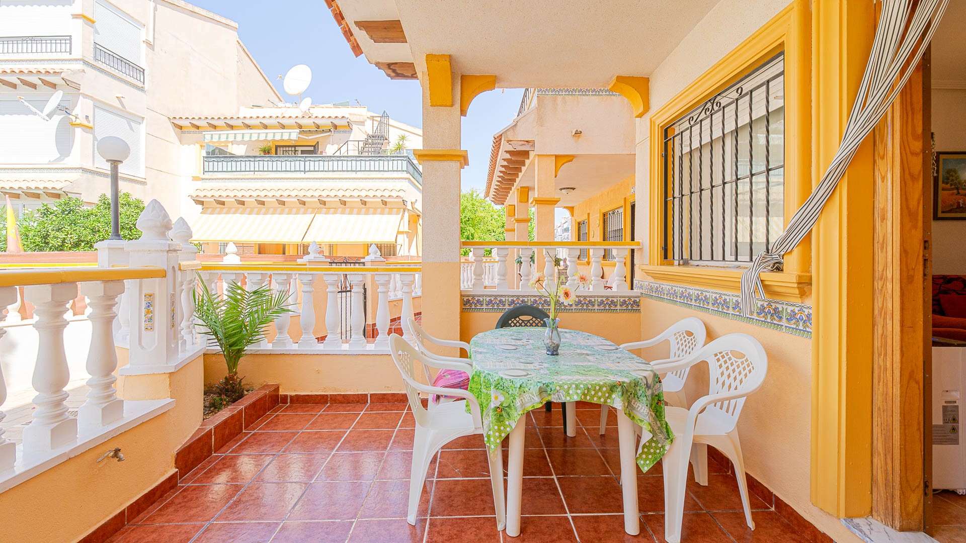 For sale - 2 Bedroom 1 Bathroom Apartament in Punta Prima - Punta Prima  - Alicante