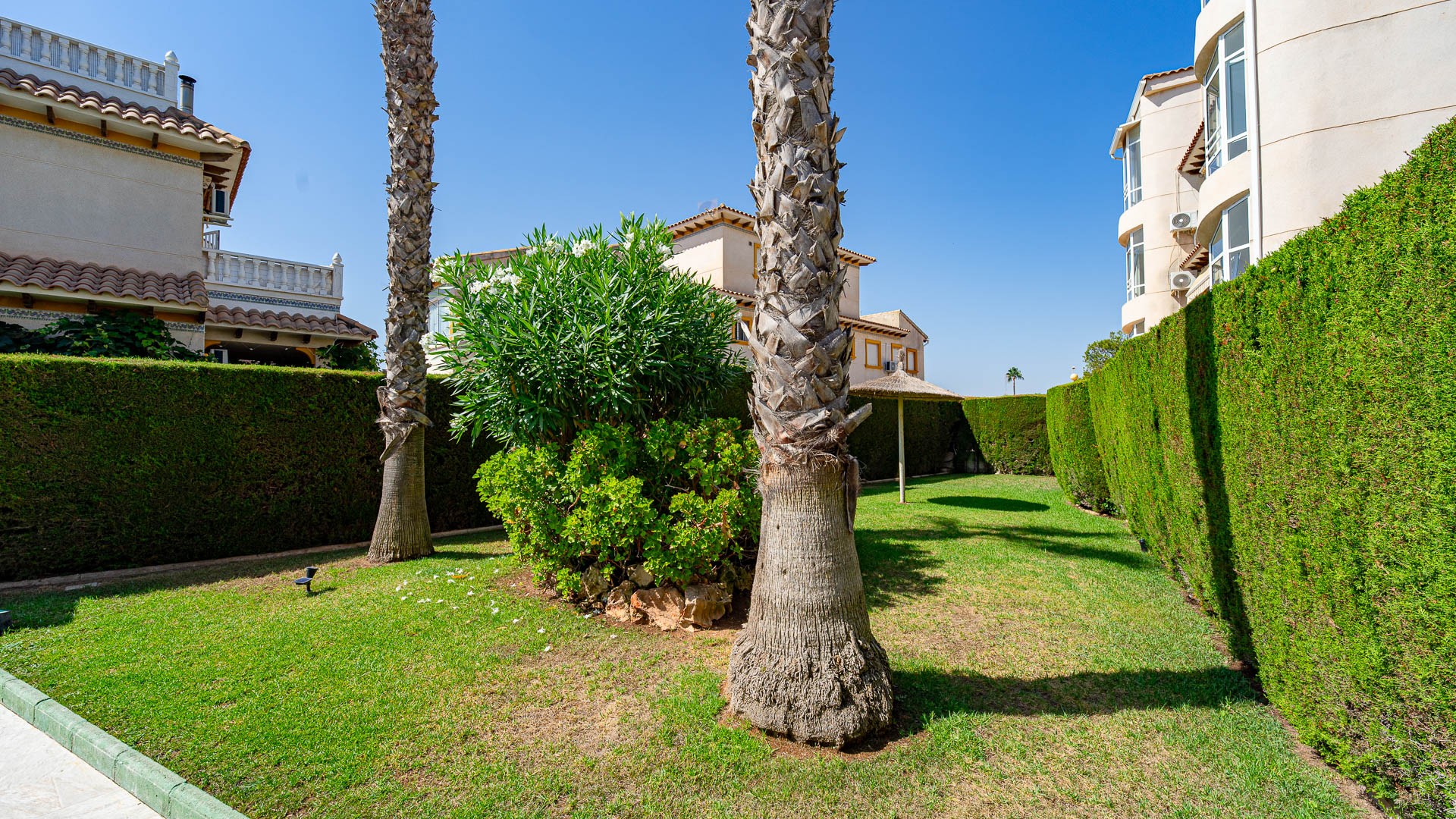 For sale - 2 Bedroom 1 Bathroom Apartament in Punta Prima - Punta Prima  - Alicante