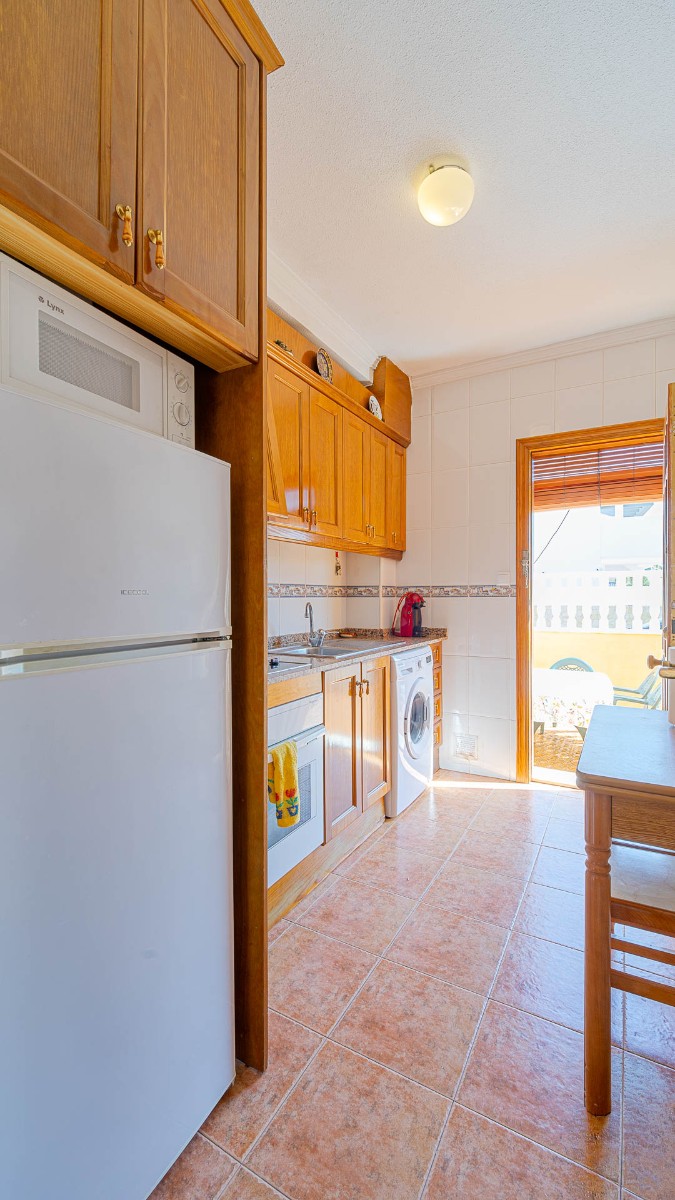 For sale - 2 Bedroom 1 Bathroom Apartament in Punta Prima - Punta Prima  - Alicante