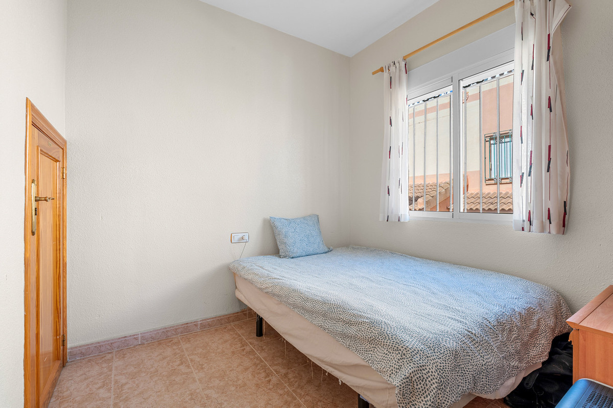 For sale - 3 Bedroom 2 Bathroom House - Bungalow in Orihuela - Lomas de Cabo Roig  - Alicante