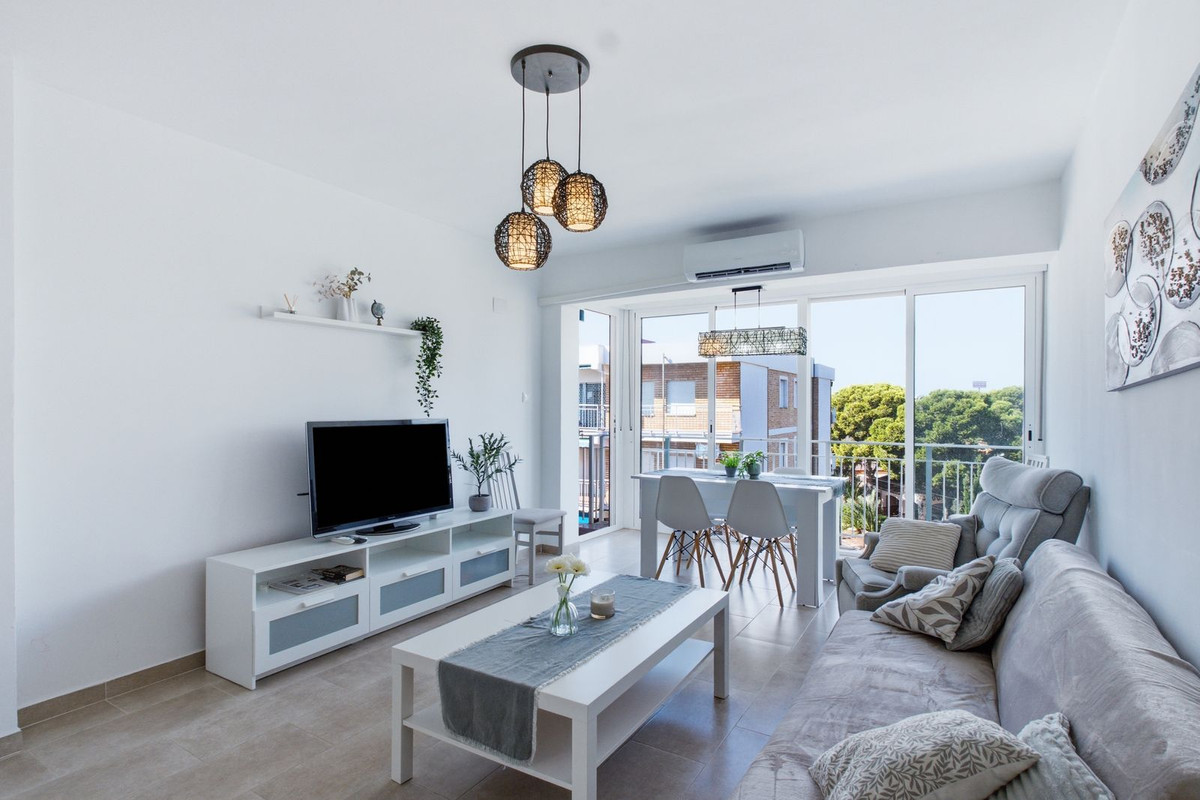 For sale - 3 Bedroom 1 Bathroom Apartment - Top Floor Apartment in Orihuela - Punta Prima  - Alicante