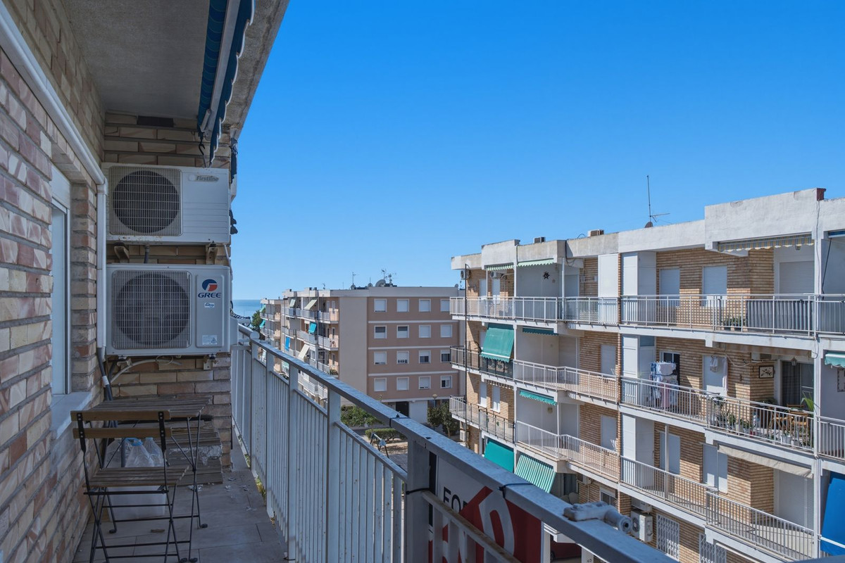 For sale - 3 Bedroom 1 Bathroom Apartment - Top Floor Apartment in Orihuela - Punta Prima  - Alicante