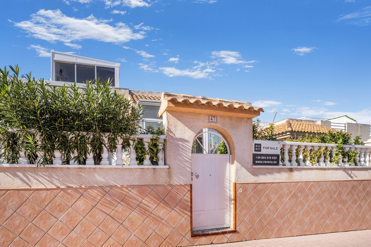 For sale - 2 Bedroom 1 Bathroom House - Quad in Orihuela - Los Altos  - Alicante