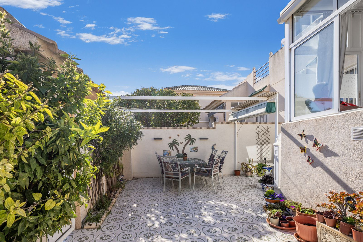 For sale - 2 Bedroom 1 Bathroom House - Quad in Orihuela - Los Altos  - Alicante