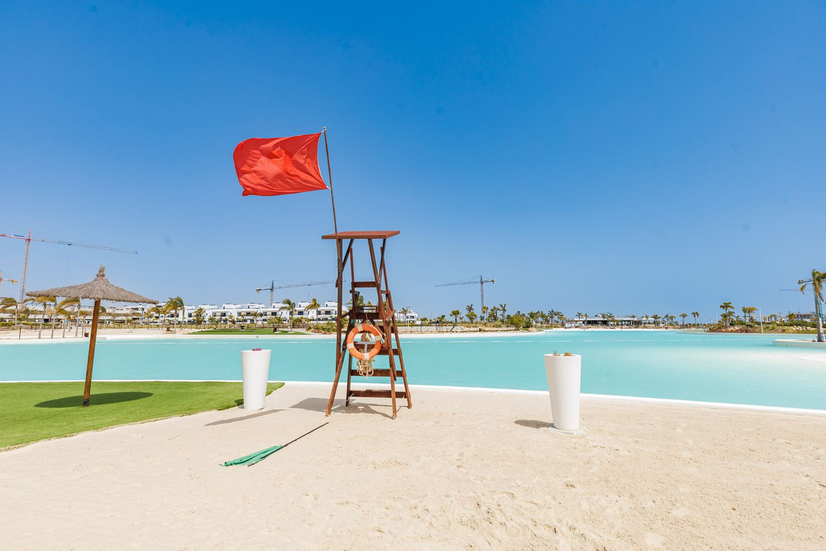 For sale - 3 Bedroom 3 Bathroom House - Detached Villa in Torre-Pacheco - Santa Rosalia Lake and Life Resort  - Murcia