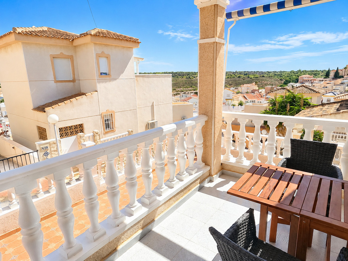 For sale - 3 Bedroom 2 Bathroom House - Detached Villa in Rojales - Ciudad Quesada  - Alicante