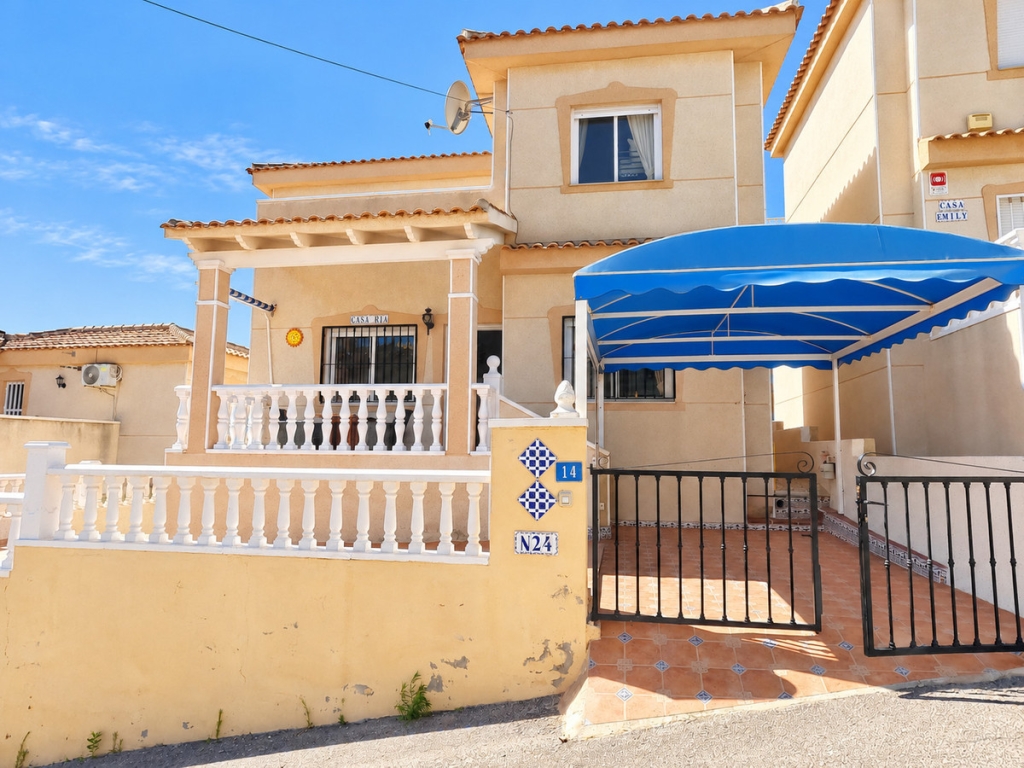 3 Bedroom 2 Bathroom House - Detached Villa in Rojales