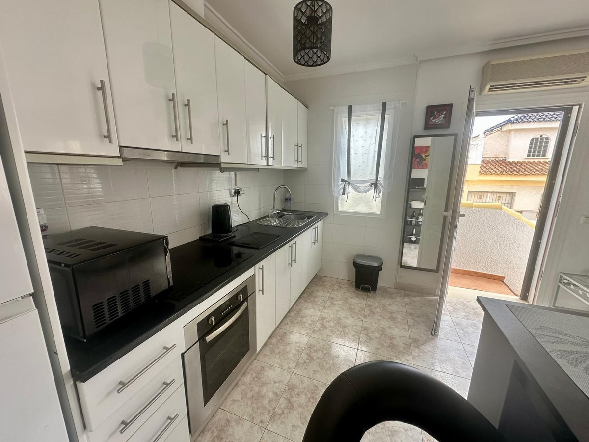 For sale - 2 Bedroom 1 Bathroom House - Bungalow in Rojales - Ciudad Quesada  - Alicante