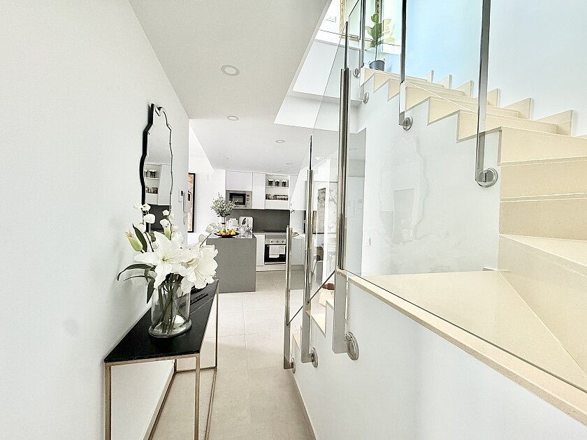 For sale - 3 Bedroom 2 Bathroom Apartment - Penthouse in Orihuela - Villamartin  - Alicante
