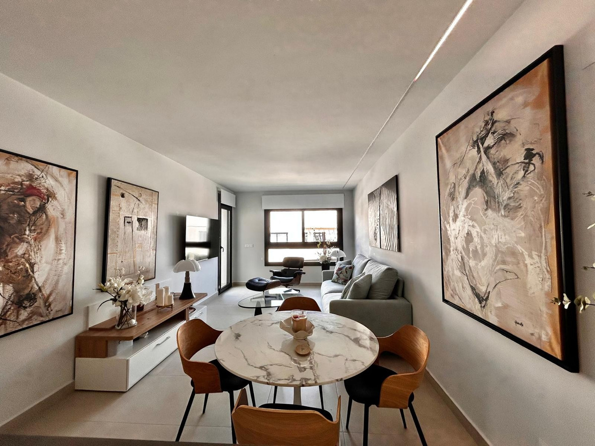 For sale - 3 Bedroom 2 Bathroom Apartment - Penthouse in Orihuela - Villamartin  - Alicante