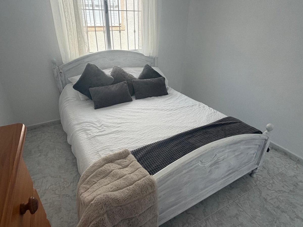 For sale - 3 Bedroom 2 Bathroom House - Detached Villa in Rojales - Ciudad Quesada  - Alicante