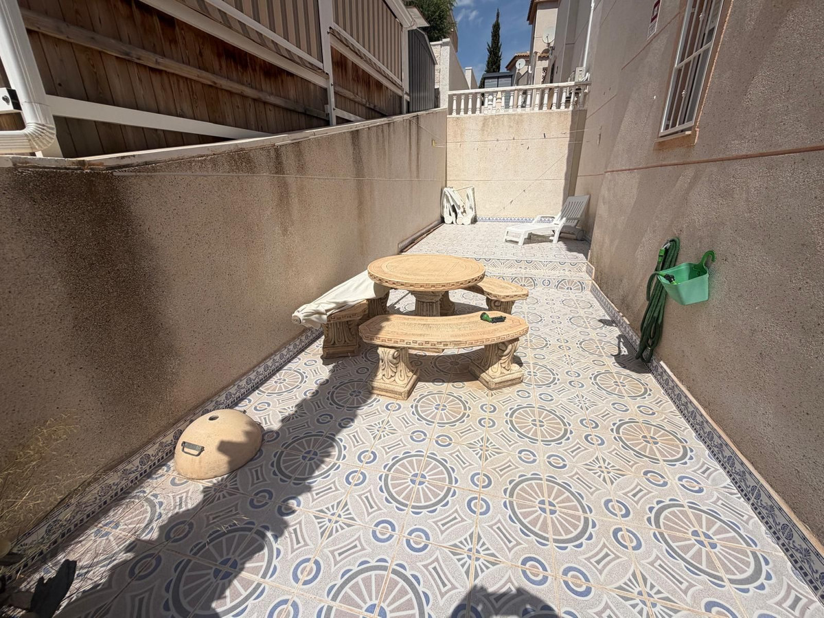 For sale - 3 Bedroom 2 Bathroom House - Detached Villa in Rojales - Ciudad Quesada  - Alicante