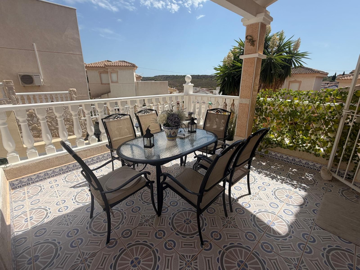 For sale - 3 Bedroom 2 Bathroom House - Detached Villa in Rojales - Ciudad Quesada  - Alicante