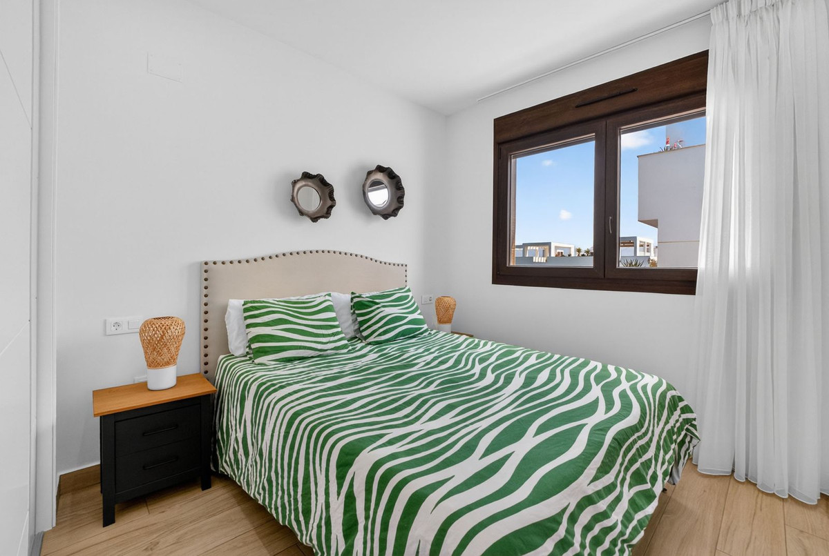 For sale - 2 Bedroom 2 Bathroom Apartment - Top Floor Apartment in Orihuela - Los Balcones  - Alicante