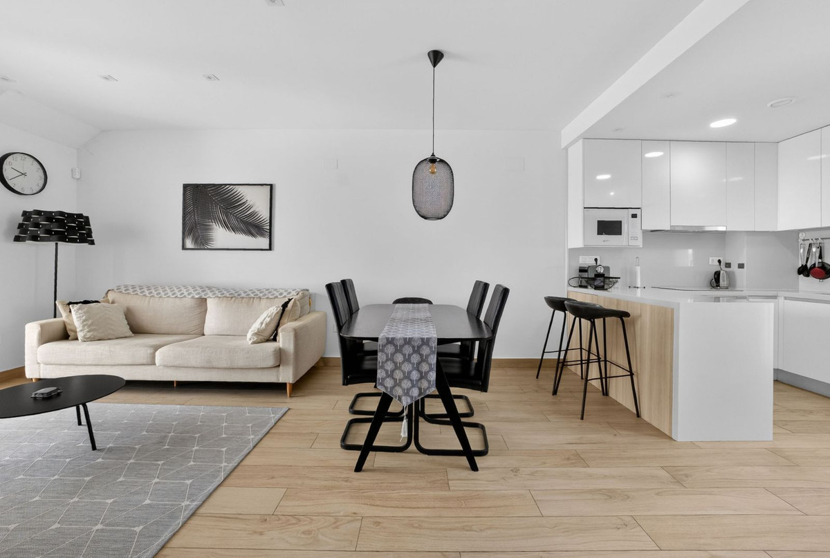 For sale - 2 Bedroom 2 Bathroom Apartment - Top Floor Apartment in Orihuela - Los Balcones  - Alicante