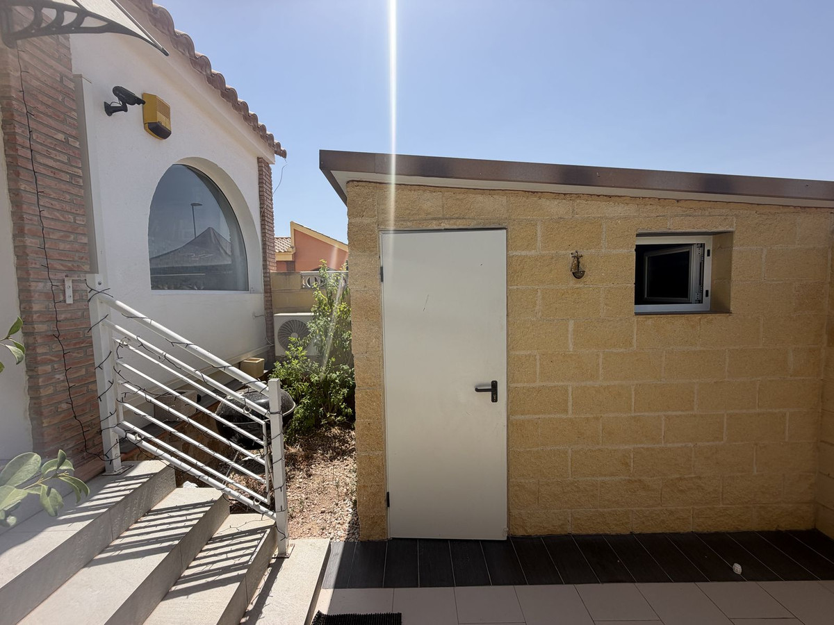 For sale - 4 Bedroom 3 Bathroom House - Detached Villa in Torre-Pacheco - Balsicas  - Murcia