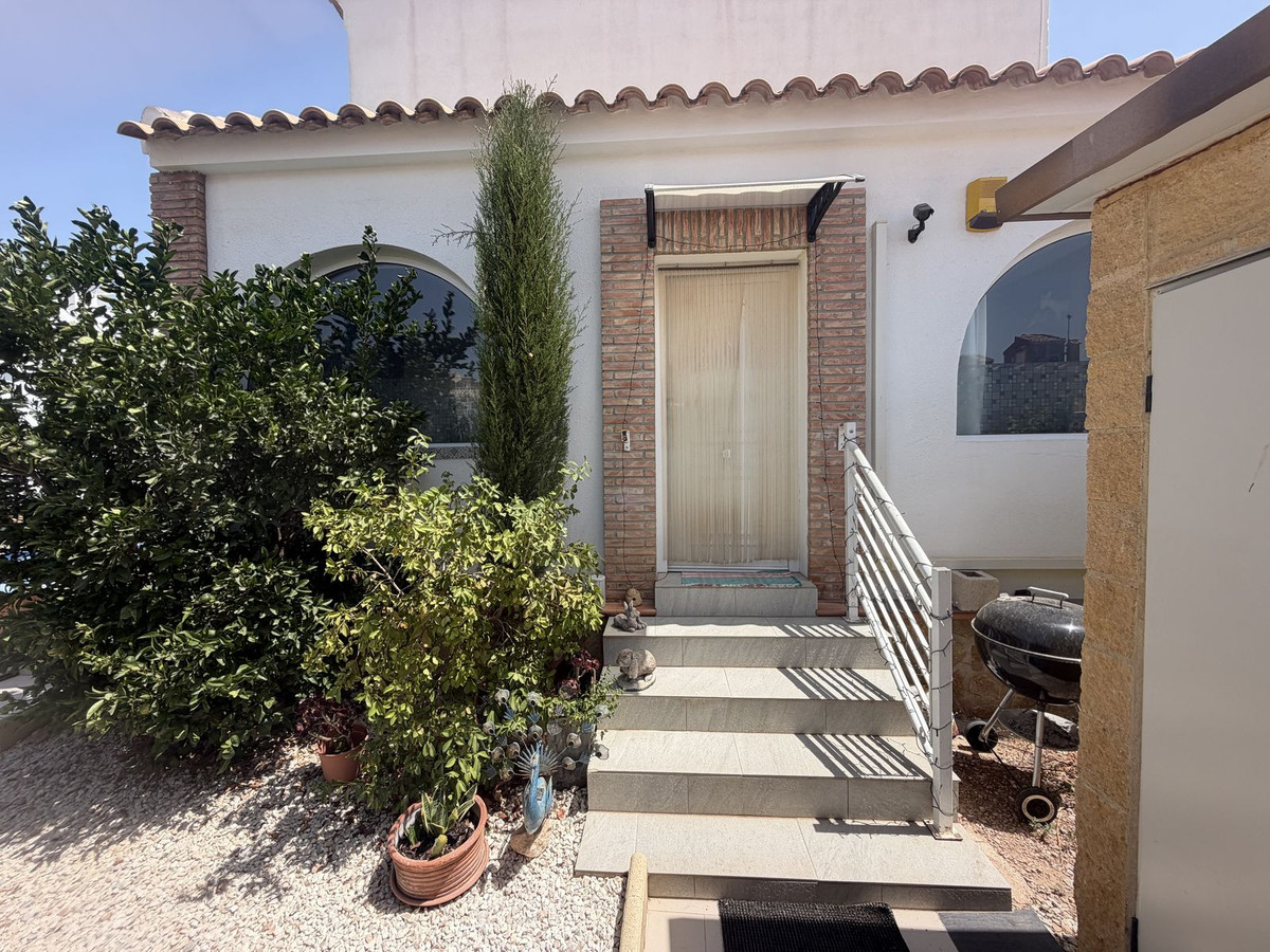 For sale - 4 Bedroom 3 Bathroom House - Detached Villa in Torre-Pacheco - Balsicas  - Murcia
