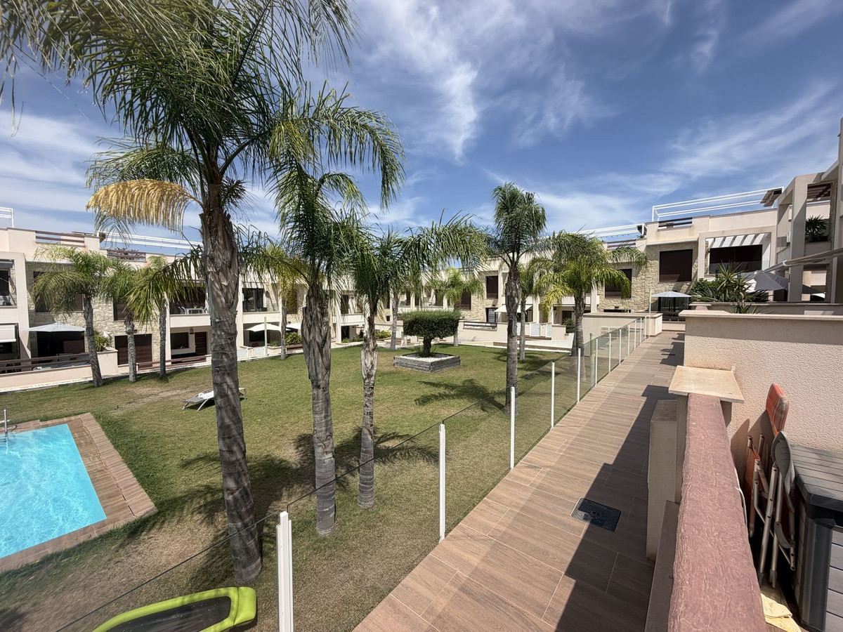 For sale - 2 Bedroom 2 Bathroom Apartment - Ground Floor Apartment in Orihuela - Los Balcones  - Alicante
