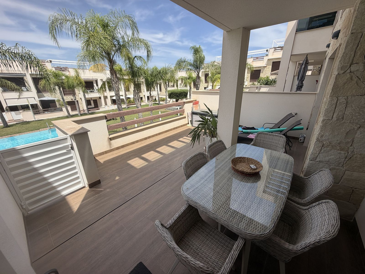 For sale - 2 Bedroom 2 Bathroom Apartment - Ground Floor Apartment in Orihuela - Los Balcones  - Alicante