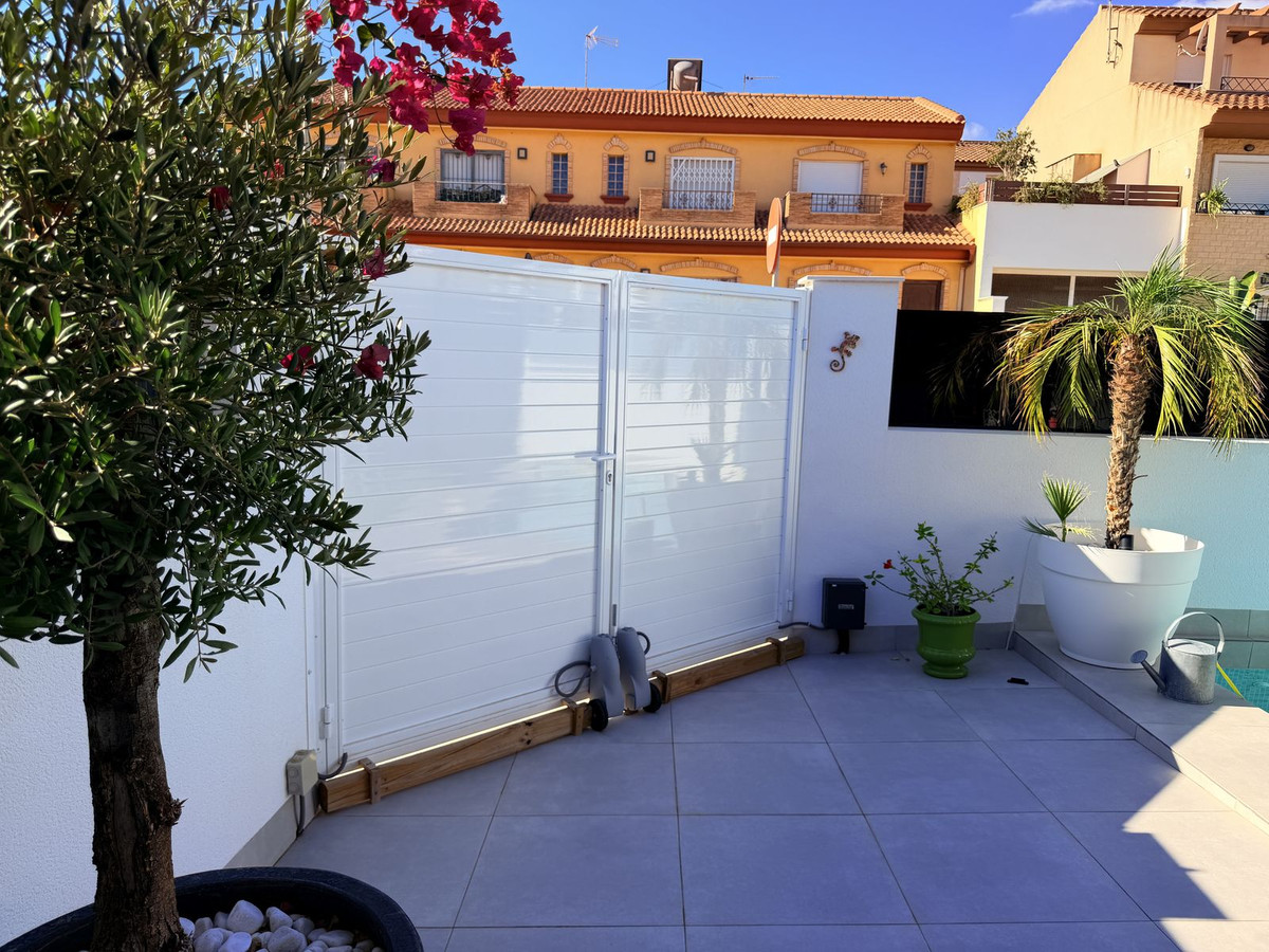 For sale - 3 Bedroom 2 Bathroom House - Semi-Detached House in San Pedro del Pinatar - San Pedro del Pinatar Centro  - Murcia