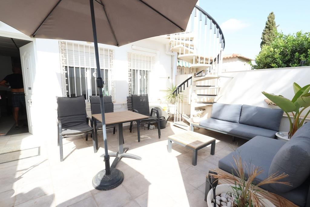 For sale - 3 Bedroom 1 Bathroom House - Bungalow in Torrevieja - La Siesta  - Alicante
