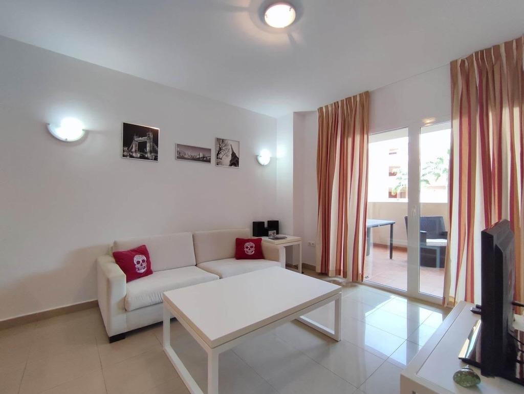 For sale - 2 Bedroom 1 Bathroom Apartment - Middle Floor Apartment in Orihuela - Punta Prima  - Alicante