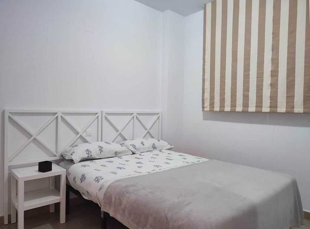 For sale - 2 Bedroom 1 Bathroom Apartment - Middle Floor Apartment in Orihuela - Punta Prima  - Alicante