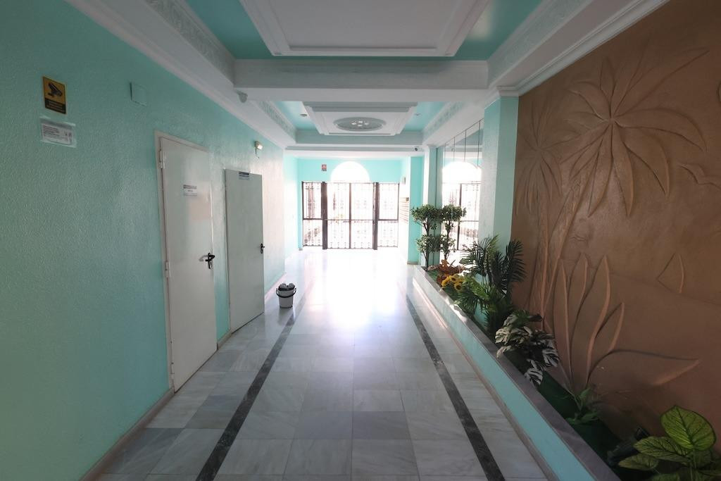 For sale - 2 Bedroom 1 Bathroom Apartment - Penthouse in Torrevieja - Torrevieja Centro  - Alicante