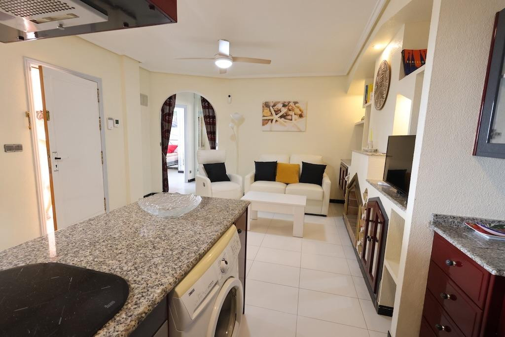 For sale - 2 Bedroom 1 Bathroom Apartment - Ground Floor Apartment in Orihuela - Los Altos  - Alicante