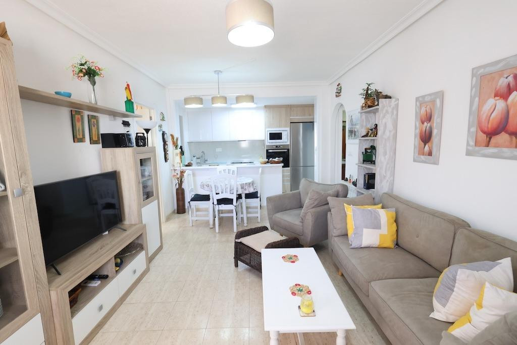 For sale - 2 Bedroom 1 Bathroom House - Bungalow in Orihuela - Orihuela Costa  - Alicante